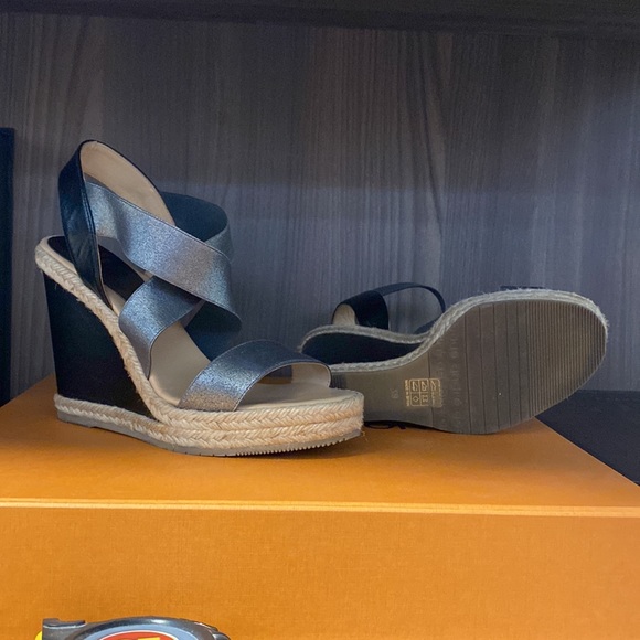 andre assous wedge espadrille - Picture 3 of 4